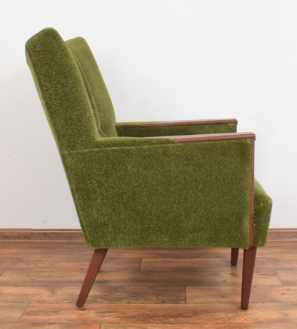 LSFH Unique Design True Innovations Danis Accent Chair with Channel Tufted Back Cushioned Armchair Single Sofa Chair for Small Apartments, Living Room or Bedroom (1 Chair, Green)
