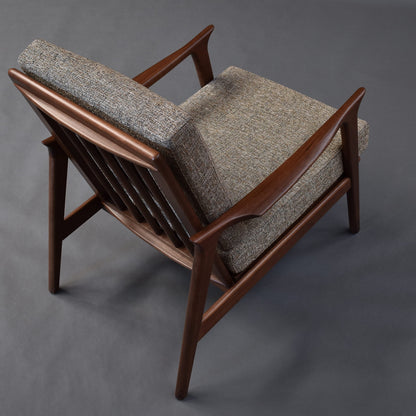LSFH Unique Design True Innovations Charlotte Walnut Fabric Accent Chair Armchair with Solid Sagwan Wooden Frame Single Sofa Chair for Small Apartments, Living Room or Bedroom (1 Chair, Grey)