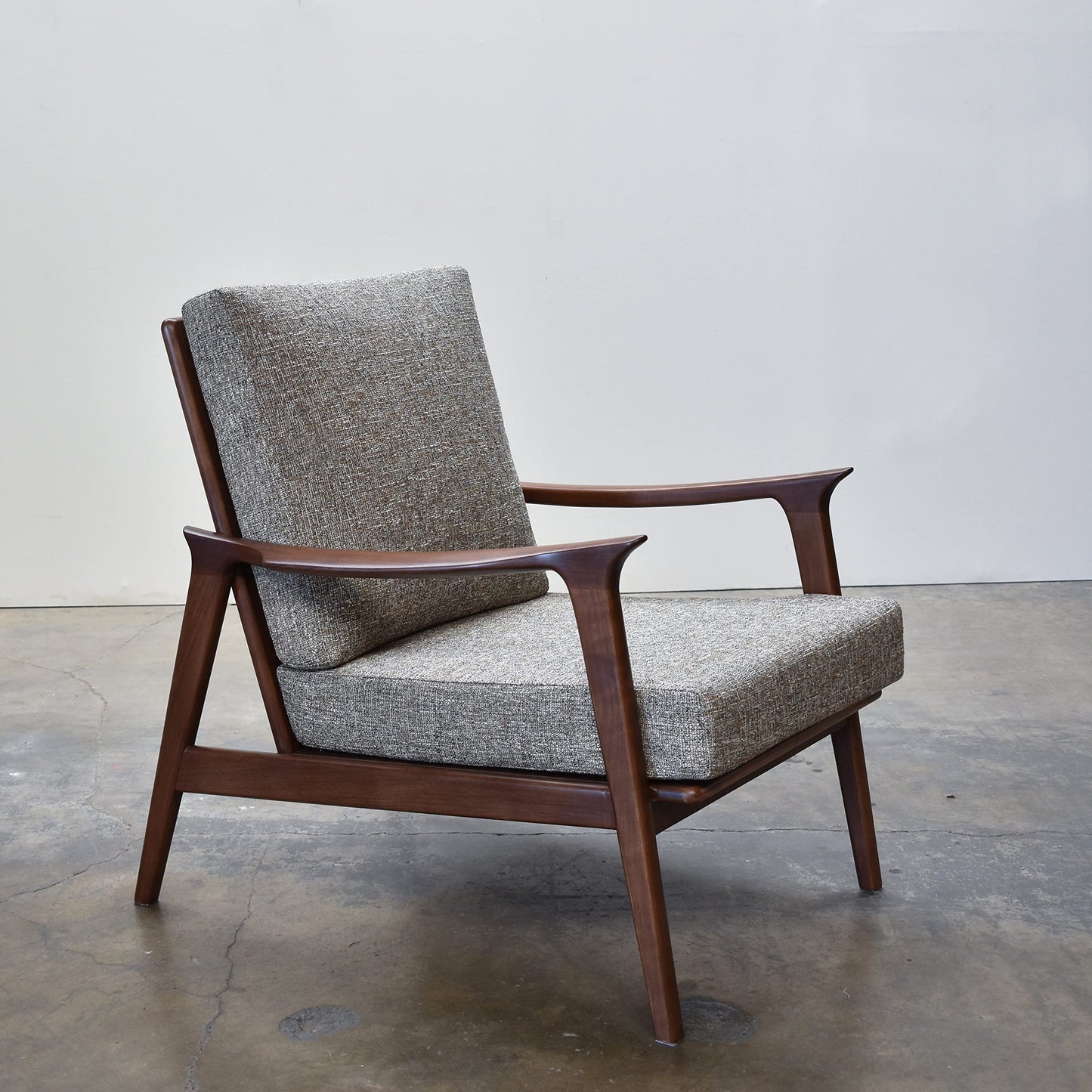 LSFH Unique Design True Innovations Charlotte Walnut Fabric Accent Chair Armchair with Solid Sagwan Wooden Frame Single Sofa Chair for Small Apartments, Living Room or Bedroom (Set of 2 Chairs, Grey)